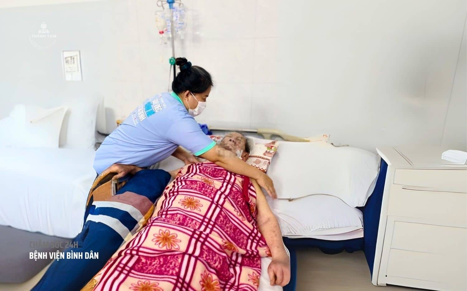 Chăm người bệnh nặng tại Bv Bình Dân