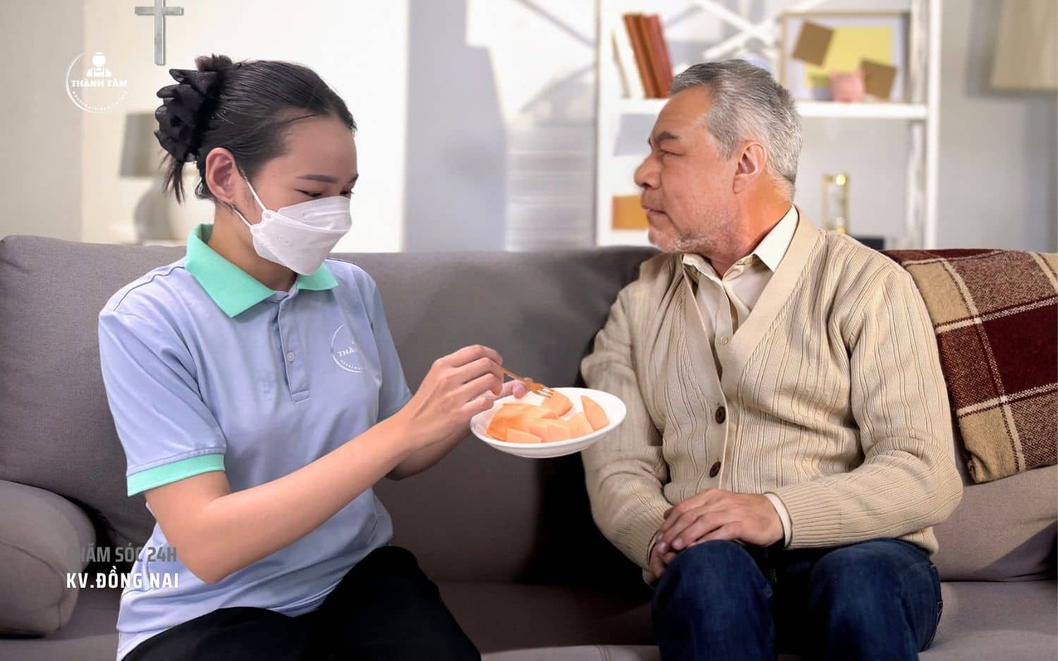 Chăm sóc ông cụ khó tính tại nhà Đồng Nai