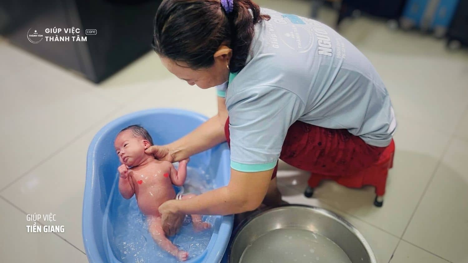 Vú nuôi trẻ sơ sinh tại Tiền Giang